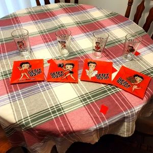 Betty Boop Collectors snack/cake plates and matching beverage glasses